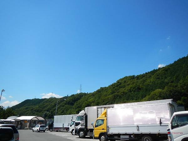 FSSRXSS's tweet photo. 石川ＰＡ通過、藤野で小休止。 http://t.co/ynXeLDo3