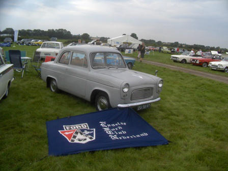 Voor een betere impressie van 50 jaar Cortina in Stratford upon Avon zie: dafenz3.nl