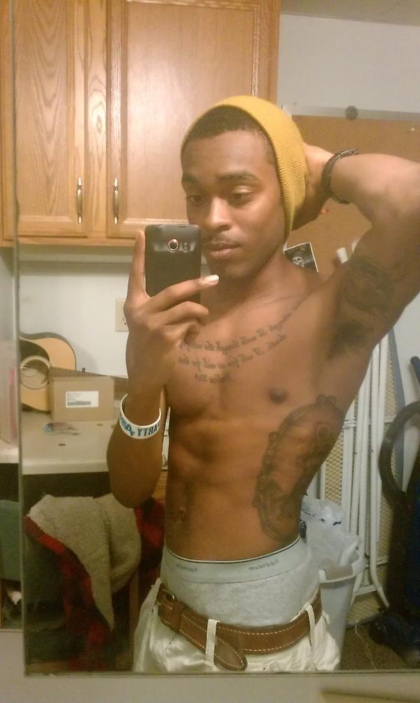 toothpickcliq's tweet photo. Swagg http://t.co/D3ZtHDPK