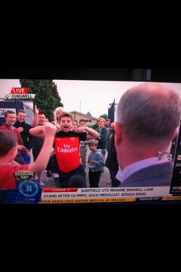 JackStocker95's tweet photo. @TotallyArsenal Deadline day LAD http://t.co/xtzCop7M