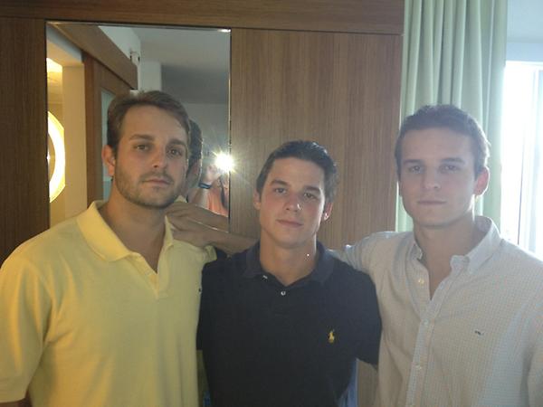 Von_Tedd's tweet image. “@JustinClements9: Lookin serious for river street @CameronLake_ @KPMcGarry http://t.co/CRYGzqUp” #TeamSlickBack