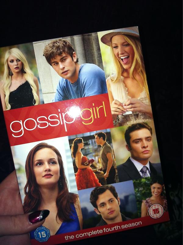 darylisRAD's tweet image. Disc 5 of this bad boy to get me more excited for tomorrow yayayayaa #ggproblems #gossipgirl