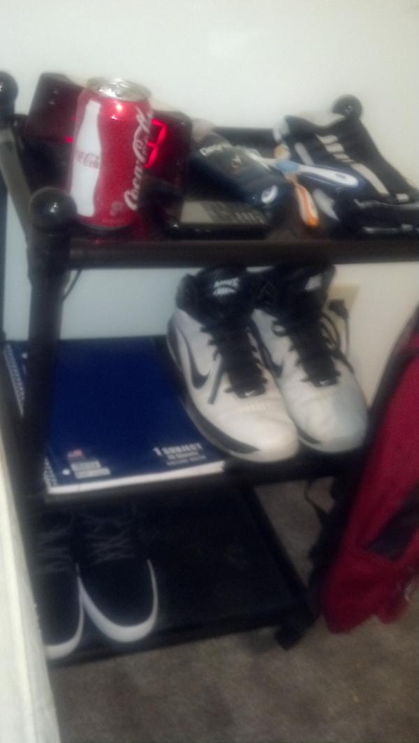 brynmshgd's tweet image. ew #str8savage coca-cola w/ jordyz. 5PairsOfElites #coldwork two toothbrushes #safety1st old ball shoez . &amp;amp;retros #SVGE