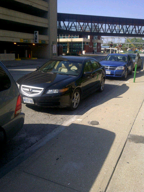 Mittchg's tweet image. First parallel park job since my driving test, not to bad #OneFullLeft #TwoRight