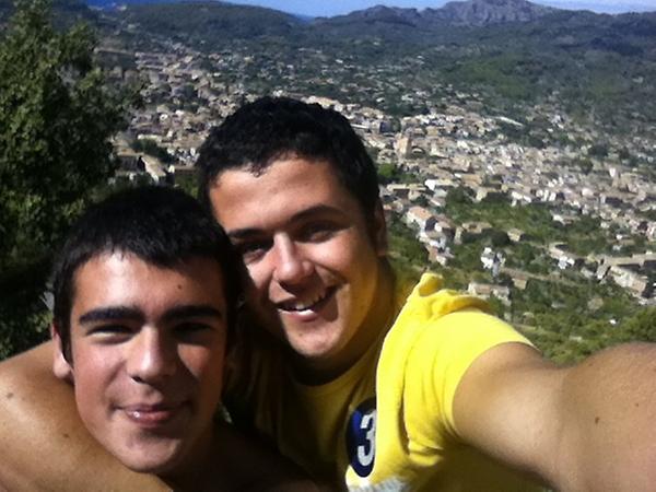 antoni_mora's tweet photo. Esto se ha acabado, menudo verano! Jero vuelve pronto que sin ti no es lo mismo,#butycascalo@Butigueta @jerofuentes94 http://t.co/1tYycF1r