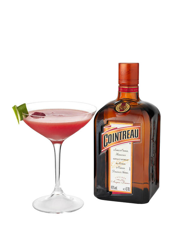 Cointreau UK tweet media