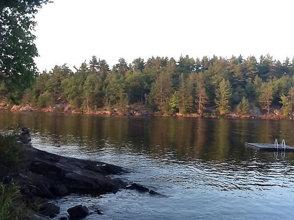 steveraedio's tweet photo. The sun starts to set on another summer weekend. http://t.co/rHJQkGUn