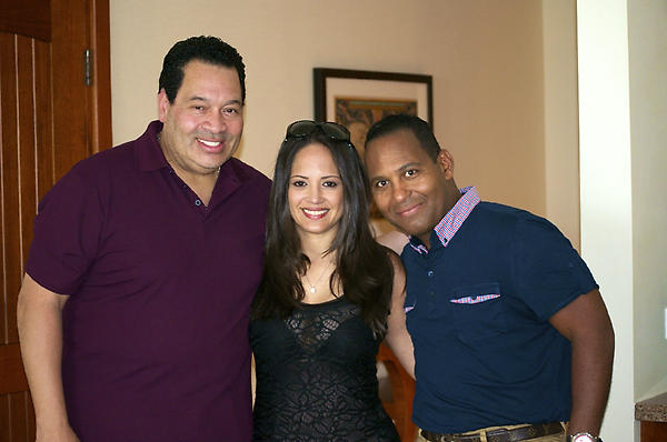 Tito Nieves y su novia rompen el silencio y se defienden de las criticas de  su relación! Exclusiva @primerimpacto 5/4