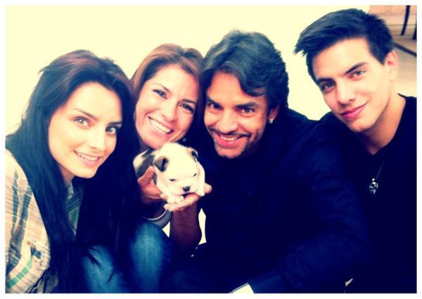 Vadhir1's tweet photo. ♥♥nuevo integrante de la  familia ♥♥ http://t.co/uNo4BlnX