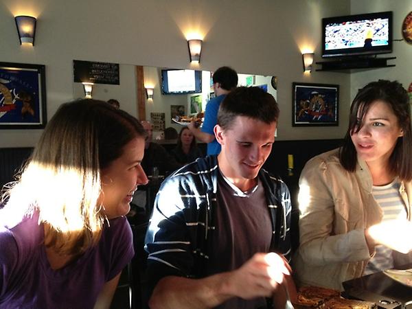wheeliz's tweet photo. At Roosevelt Ale. Good times. http://t.co/MWtMG6Eu