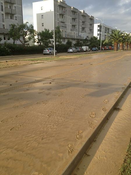 Barro en el circuito no podemos patinar