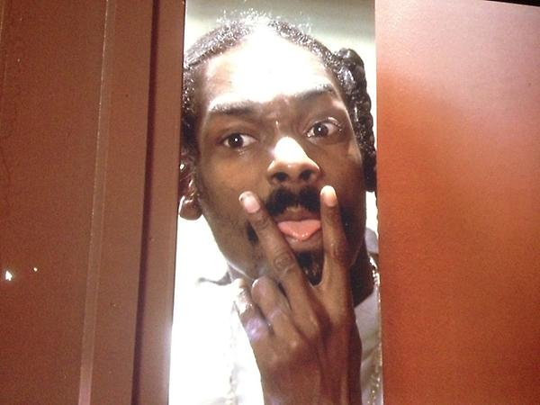 hilAARONous's tweet image. Ladies... Your prince awaits... #3000thtweet