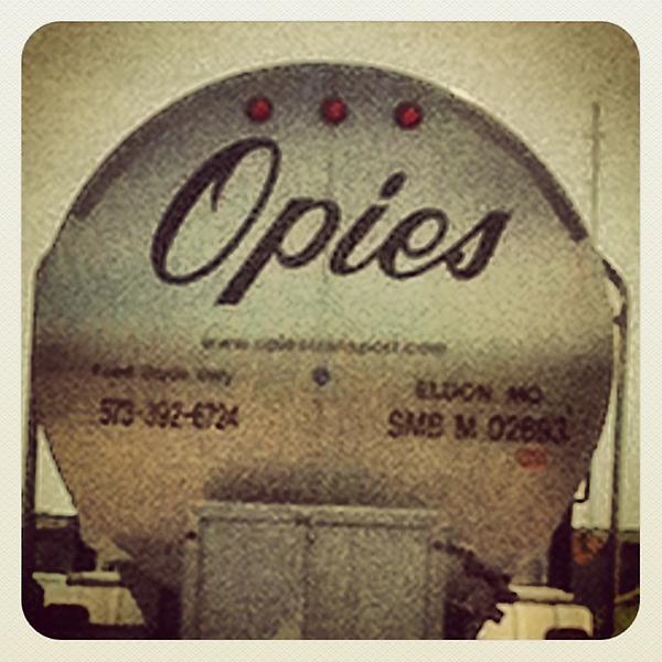 davisbk's tweet photo. Milk truck on the hwy in Fayetteville, AR.  @OpieRadio http://t.co/CtQRoObG