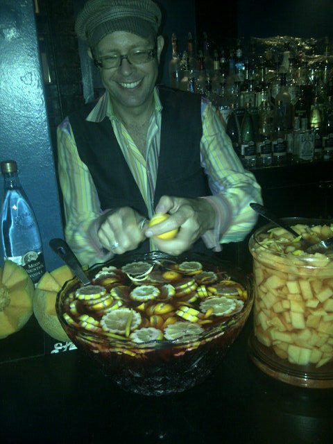 HarvestMoonFarm's tweet photo. MT @foodpornchi: Prep almost done @adamseger &amp; I have rocked some farm to bar action for HMFarm come to Metro &amp; drink! http://t.co/mETwqo3B