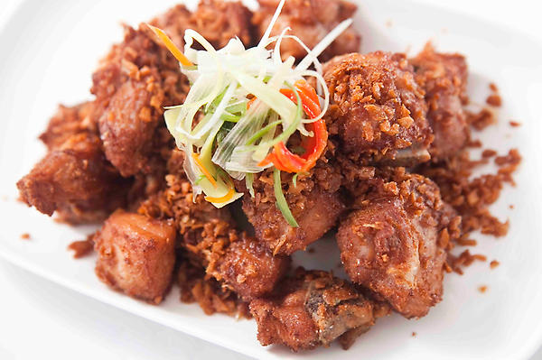 KungFuKitchenPH's tweet photo. Something to look forward to! Garlic Spareribs! http://t.co/GvjFvmyn