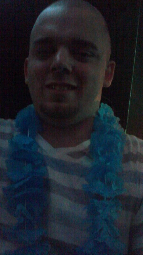 RichAlso's tweet image. @DLyall3 @Tweettagra look already getting Lei'd tonight! #1Under #LiveDJ