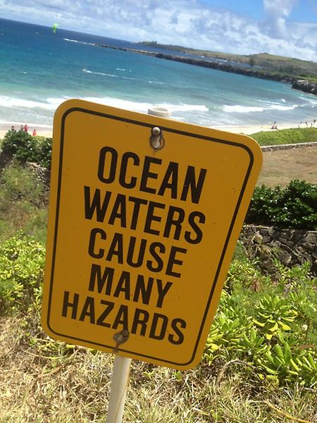 amandajreed's tweet photo. Ingrained ambiguity rules the day in maui http://t.co/Z4JA1wRN