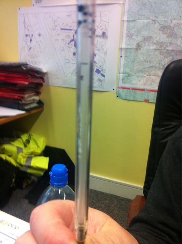 ciaracarroll's tweet image. This is @Chenno1 s latest challenge to himself. To use a complete biro #win #recessiontips