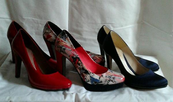 fabi976's tweet image. one last thing before bed: my dress is short and blue, so what kind of shoes for the wedding? #needtips thanks ;)