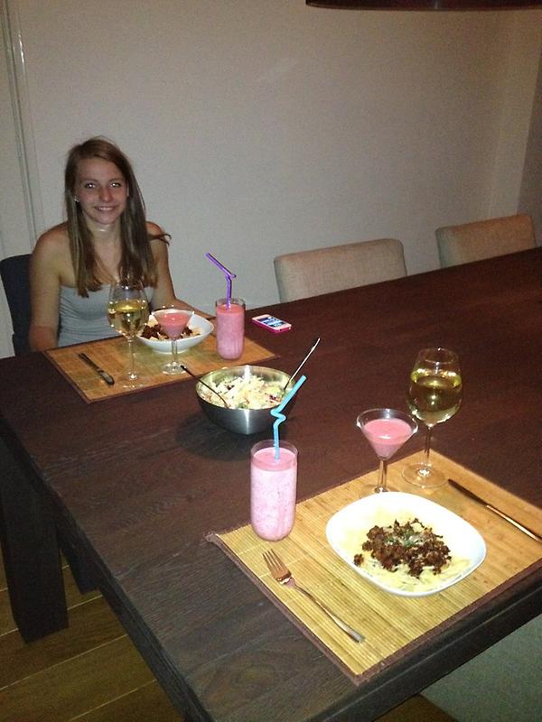 Lekker dineren in restaurant Eefje met m'n beste vriendinnetje <a href="/eefjemertensx/">Eefje</a>