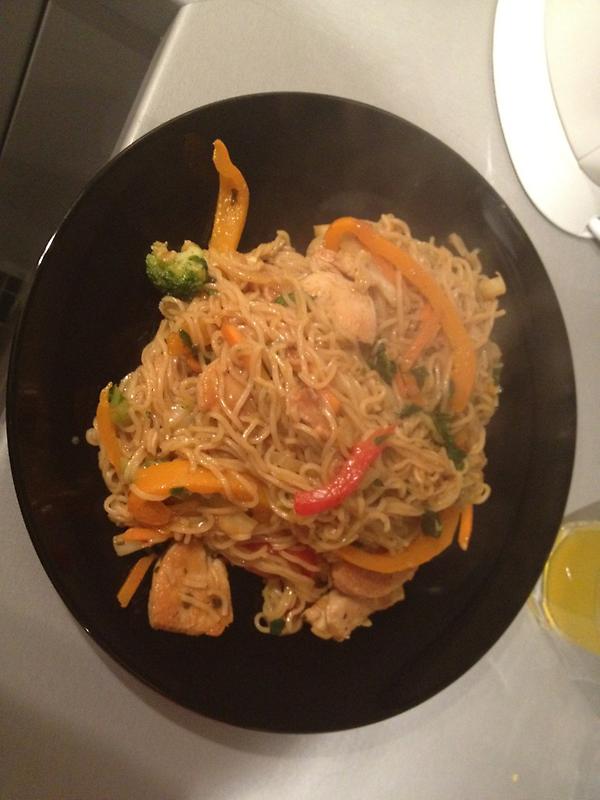 akaur3's tweet photo. Dinner with @NatashaAth was yuuum http://t.co/yn7CzJWM