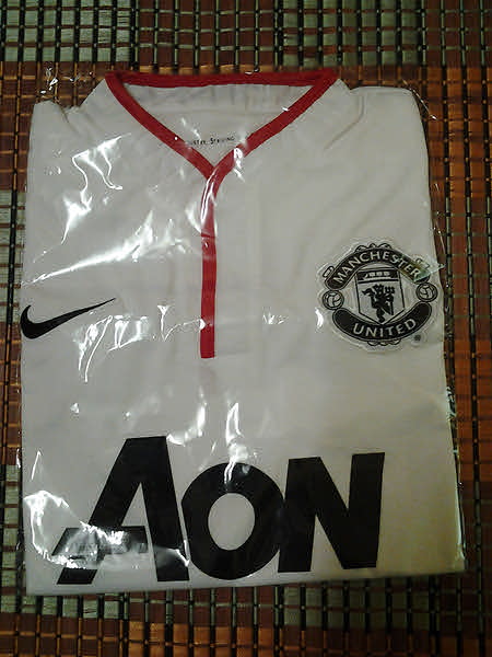 jersionline2012's tweet image. Sesiapa yg nk order bleh tweet or dm je..New Manchester United Away Jersey