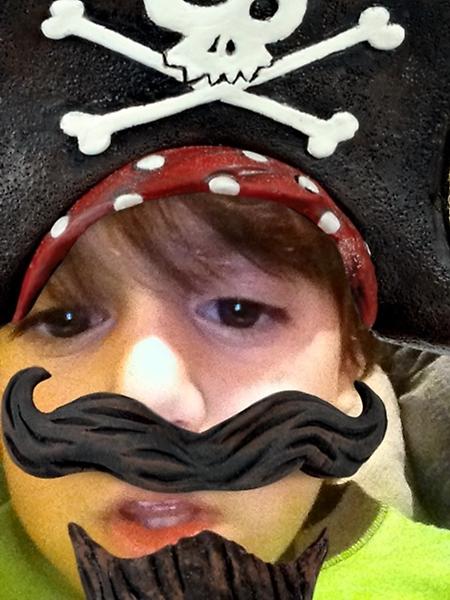 CreativeMonky's tweet image. Ahoy Matey! Check out my awesome Piratize Yourself photo!bylflgjllhglhlh