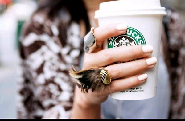FoodFromHeaven's tweet photo. RT als je Starbucks lekker vindt! http://t.co/1qRl2W13