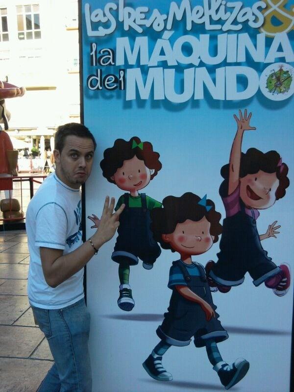 TomasGarciaTG's tweet photo. ¿Por qué la serie infantil 'Las 3 Mellizas' no se llama "Las Trillizas"?

#3MellizasSerían6Niñas
#SoloSalen3
#SanLiao http://t.co/54XlVXfw