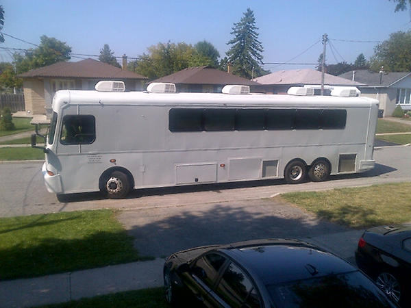 AndrewN_1982's tweet photo. “@PhillyDoucet: Uhhhh we asked for a Hummer Limo and this shows up. Are you kidding me??? http://t.co/96IiZqWv” RVs are the new lambos
