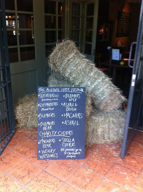 Alleyns Head tweet media