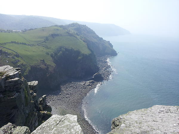 deltiondevon's tweet photo. Walking and rotsclimbing @ valley of the rocks http://t.co/XGp0wWAc