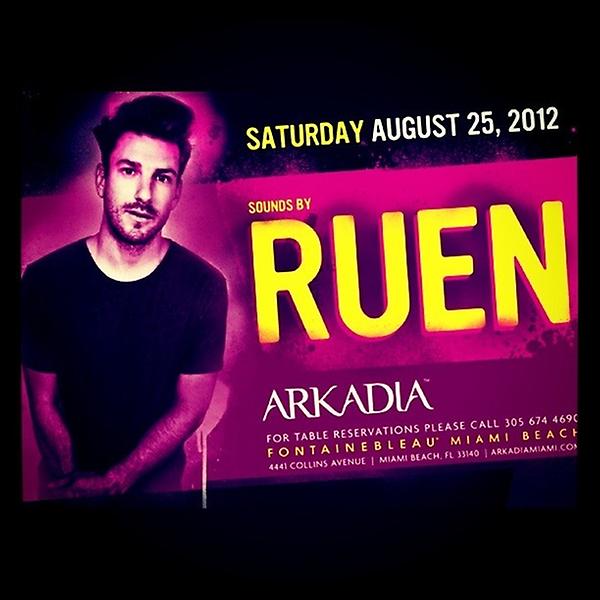 toreypayne_'s tweet image. Here's our #HurricaneDisasterPlan, grab your drink &amp;amp; party @arkadiamiami TONIGHT @djruen RSVP w/Me @LVENT1 3055883559