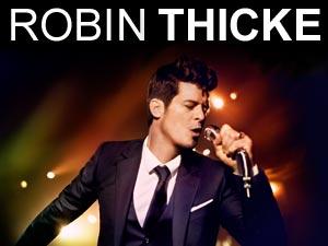 TheFoundersRoom's tweet photo. Ladies love Robin Thicke! #robinthicke #theparamount #thefoundersroom http://t.co/uAbBHQQ8