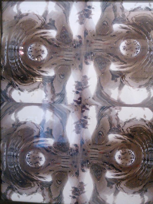 yesthisismaddie's tweet image. Reminder of home in my new favorite study spot. #missingchicago