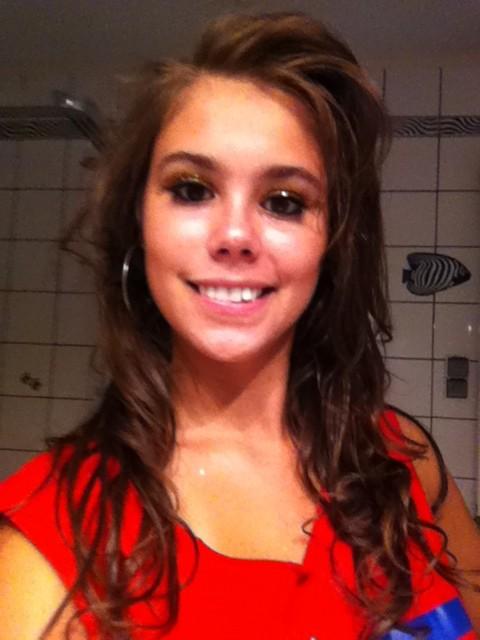 QSsara's tweet photo. Just got back from Street Party was so awesome xoxo http://t.co/lGq1Lftx