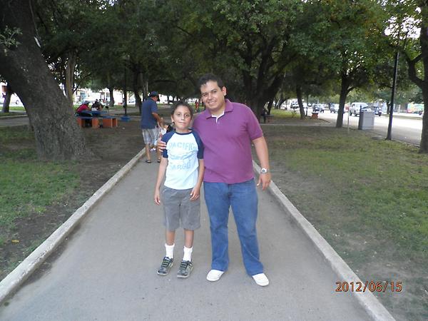 LCGANAREGALOS's tweet photo. HOY ES EL CUMPLEAÑOS DE EL CREADOR DE ESTE JUEGO POR ESO PARA FESTEJAR RECLAMA 1000 CREDITOS GRATIS http://t.co/6veCjcpp