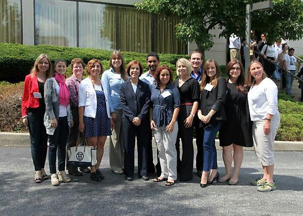 karcila's tweet photo. Hace dos semanas en curso de TCC con Judith Beck en Filadelfia. http://t.co/tnNU8IqU