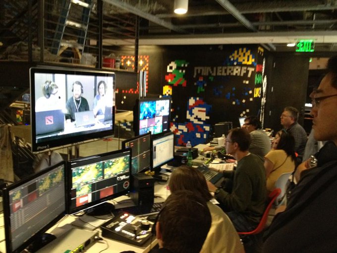 Watch BurtonJ's leaked NSFW photo on TwXstars