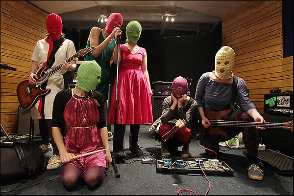 breluvmusic's tweet image. @PussyrrRiot Meet With #Springbreakers2 Producers To Discuss Casting gigwise.com/news/91088/pus… via @Gigwise