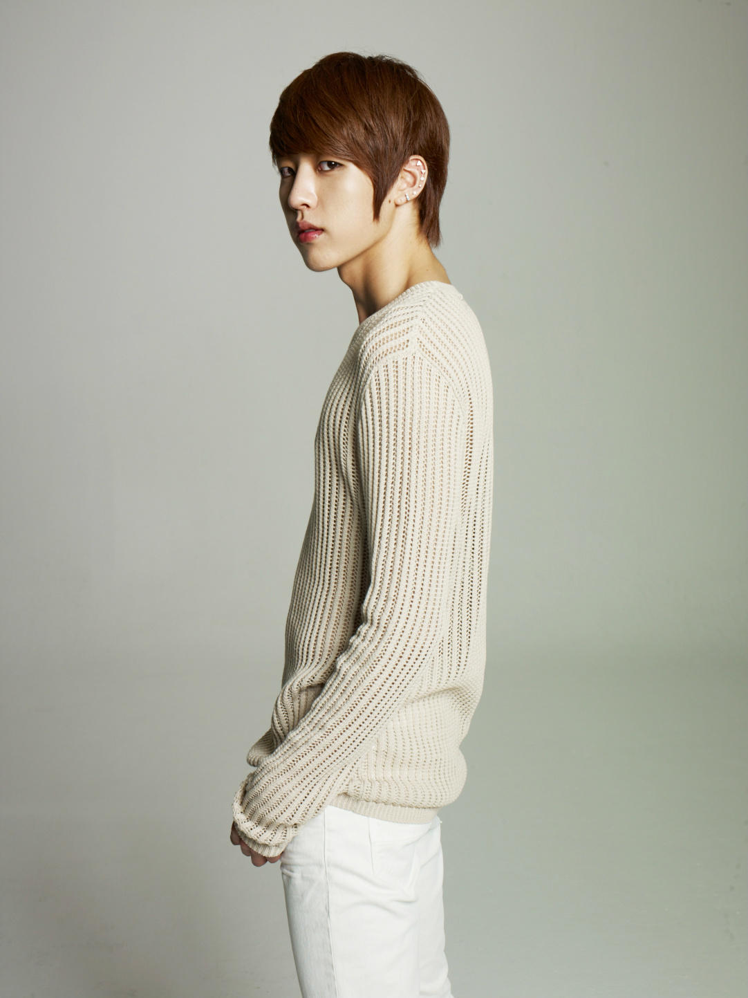 A1ST5xwCIAEGDWB.jpg:large