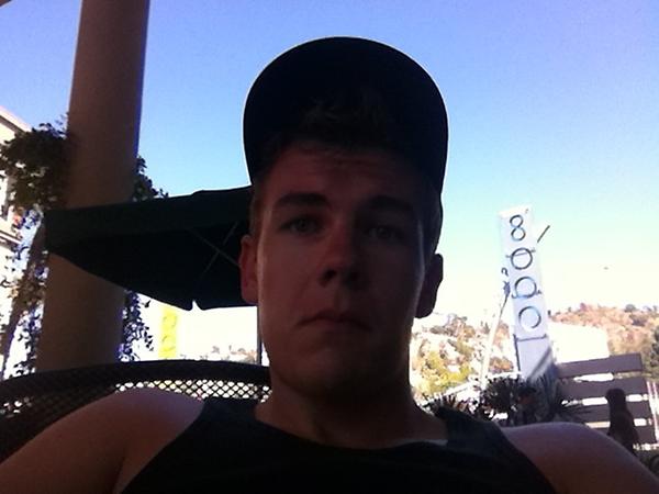 ImpactRoadtrip's tweet photo. Just taking a break in Hollywood http://t.co/ZlEvBr5T