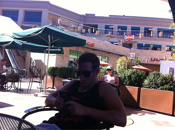 ImpactRoadtrip's tweet photo. Just taking a break in Hollywood http://t.co/F7LBCyT8