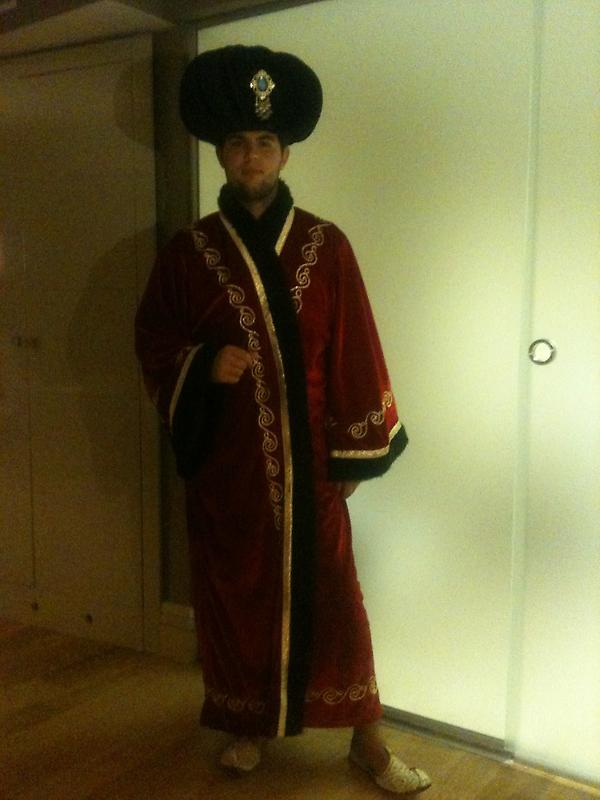 il nuovo sultano <a href="/HeIsMA/">Massimo Albano</a>