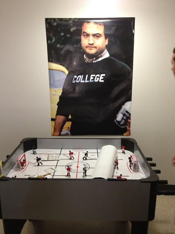 AdamBomb_31's tweet image. Ready for college now #hockeytable #animalhouse