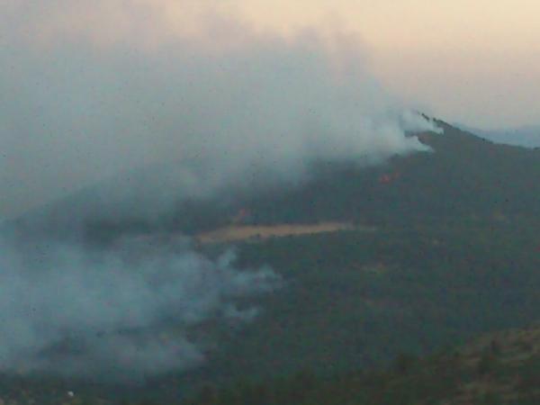 AntonioAlways's tweet photo. Incendio.. http://t.co/EUAQPaR6