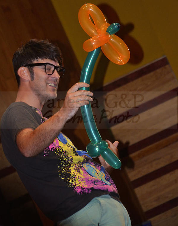 vanessagarper's tweet image. Fotografía y Diseño Gráfico: Festival Infantil Arafo 2012  #mingoshow vanessagarciaperez.blogspot.com/2012/08/festiv…