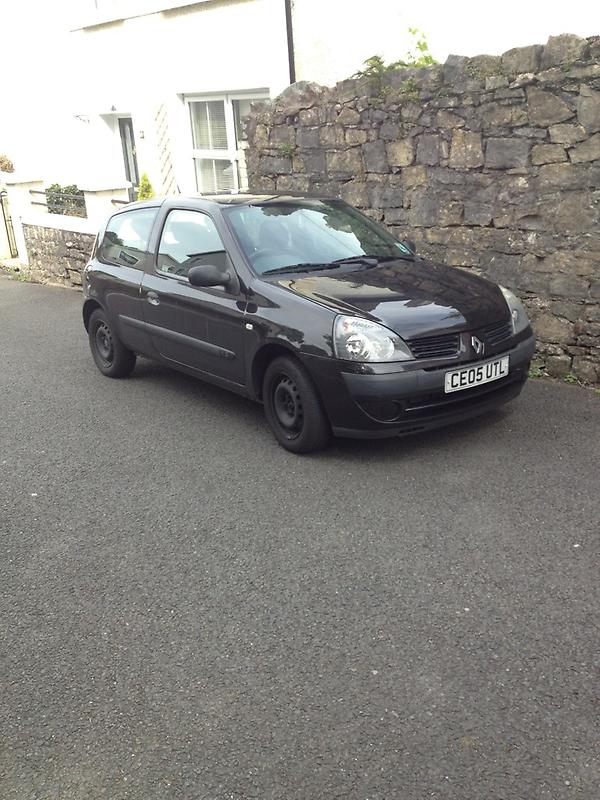 sam_reid11's tweet image. Chilling in the middle of the road ! #dontfuckabout #fuelproblems @Jackkbarry