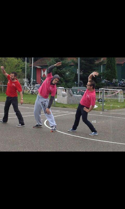 OdindeJong's tweet image. Ochtendgymnastiek met team Zuurstokroze! #IntroAlmere