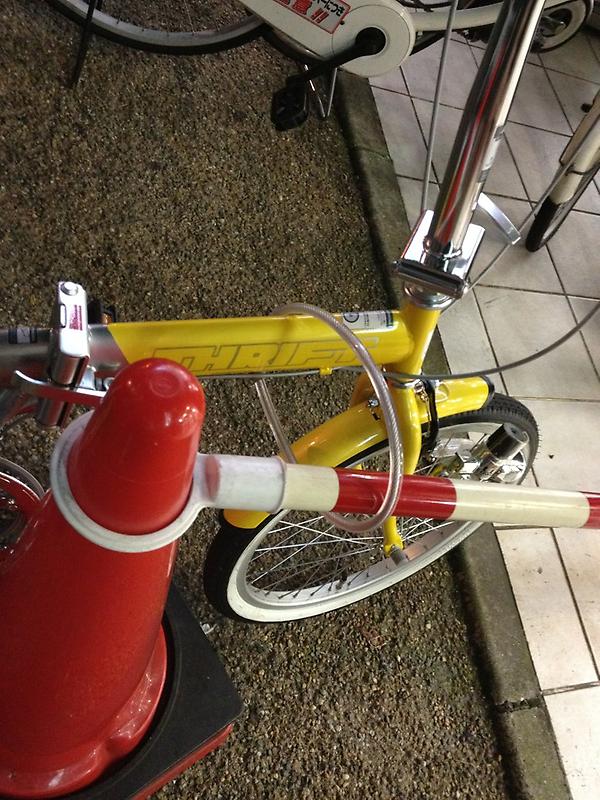 SWting's tweet photo. この鍵のかけかた、マズイと思うんだけど。 http://t.co/EYsMZ0Na